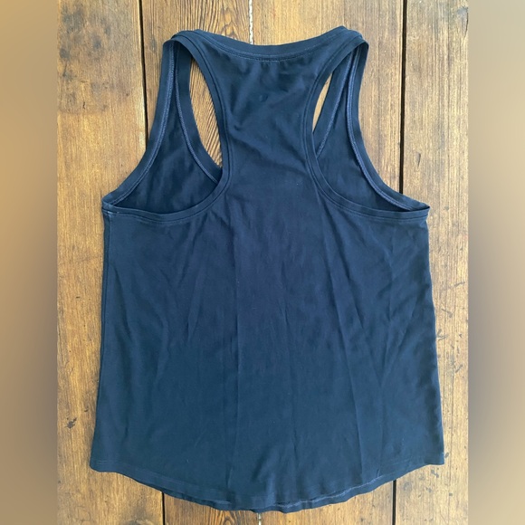 Lululemon Love Tank Top Navy 6 EUC - Picture 2 of 2